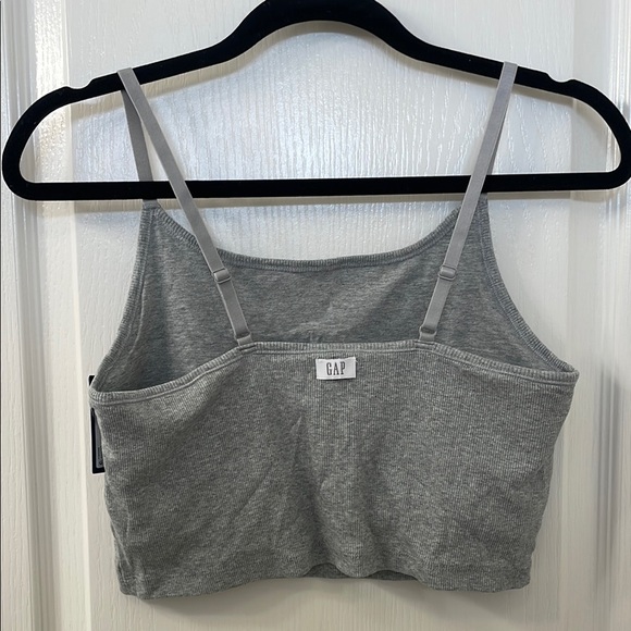 GAP Gray Crop Fitted Tank Top - Picture 3 of 4
